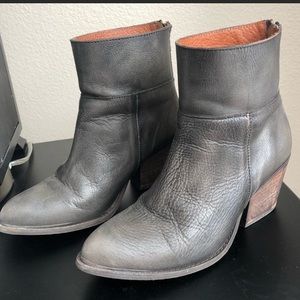 Steve Madden Grey Distressed Booties